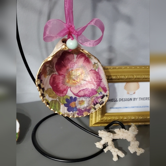 Inspired MacKenzie Childs Cockle Ornament Shell ⚜️💜💙⚜️ - Picture 1 of 4